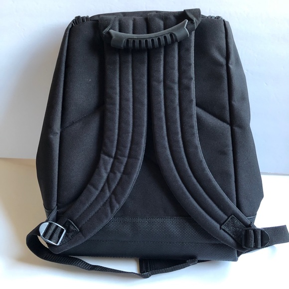 NEW GM Multi-Compartment Backpack Black Unisex NWOT - Picture 2 of 14